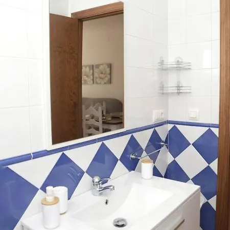 Apartament Elena - Solo Familias Y Parejas *